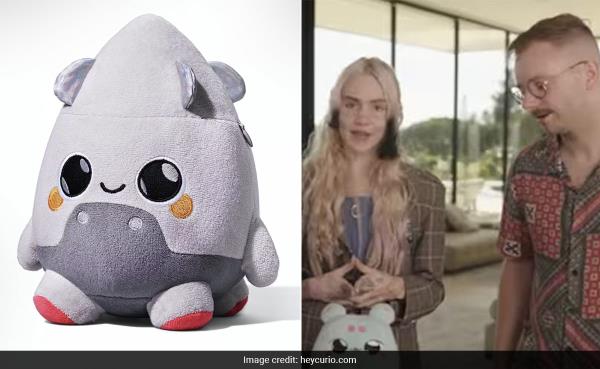 Elon Musk's Ex-Girlfriend Grimes Working On AI Toy Named Grok