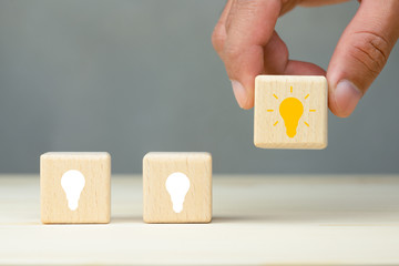 关于国家富强而奋斗杰出人物故事的手抄报 童话故事的手抄报