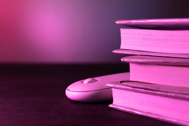 关于国家富强而奋斗杰出人物故事的手抄报 童话故事的手抄报